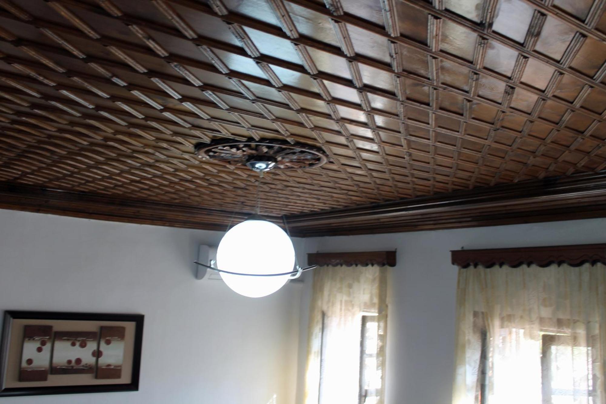 Tomor Shehu Guest House Berat Buitenkant foto