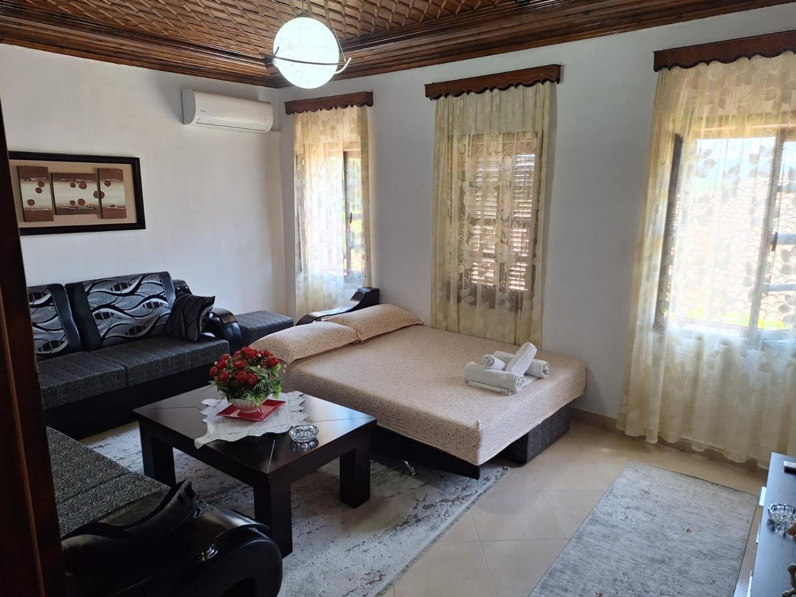 Tomor Shehu Guest House Berat Kamer foto